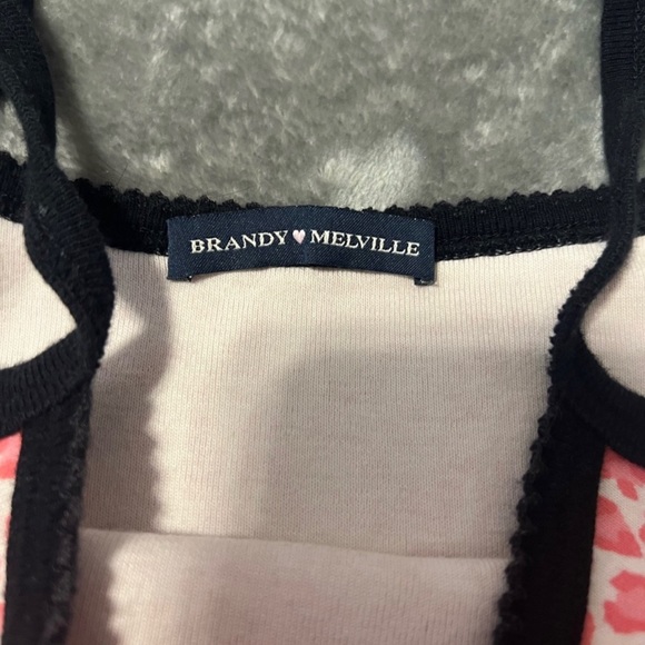Brandy Melville Cheetah Tank Top - Picture 2 of 2